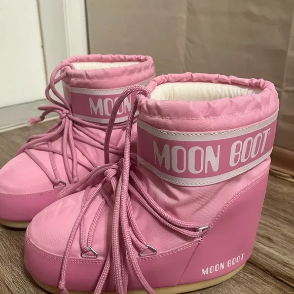 Shoes | Moon Boots | Poshmark